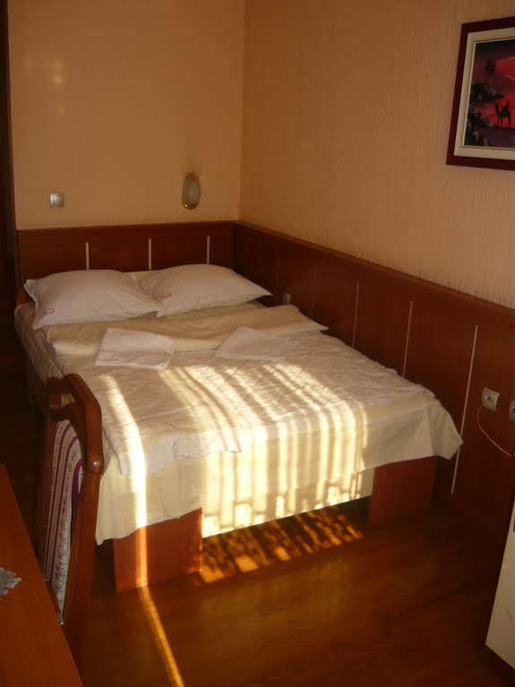Motel Nana Banja Luka Bagian luar foto
